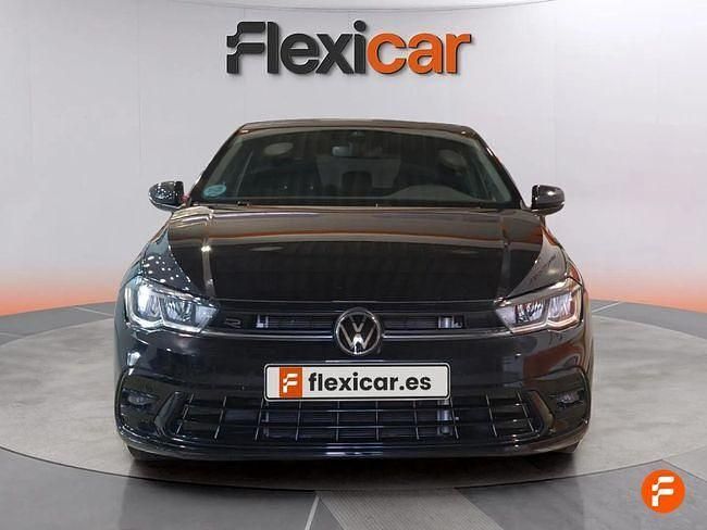 Usado VW Polo R-line 110 CV (80 kW) 2022 Negro Berlina