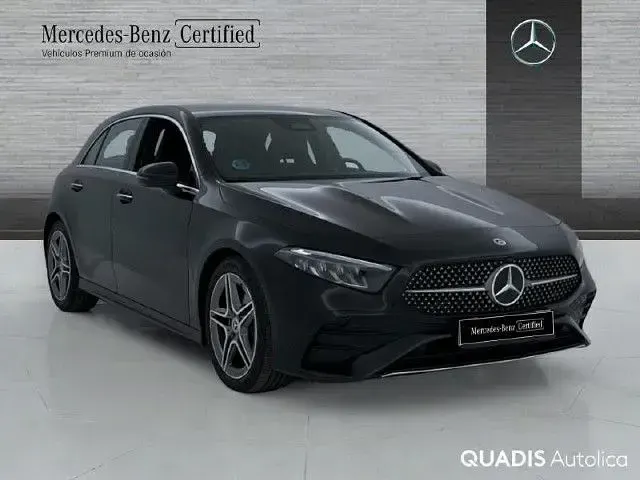 Usado Mercedes A180 136 CV (100 kW) 2025