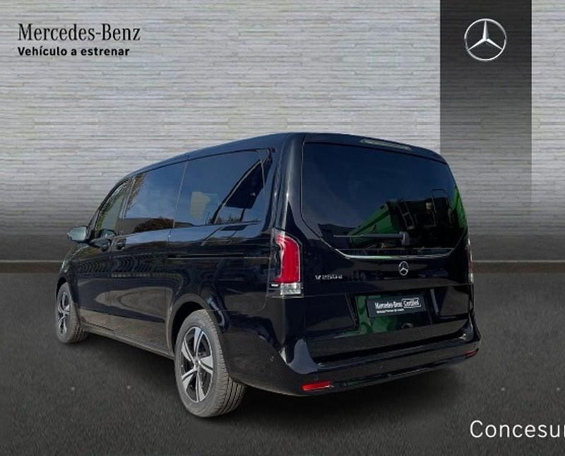 Nuevo Mercedes V250 Style 190 CV (139 kW) 2025 Negro Monovolumen