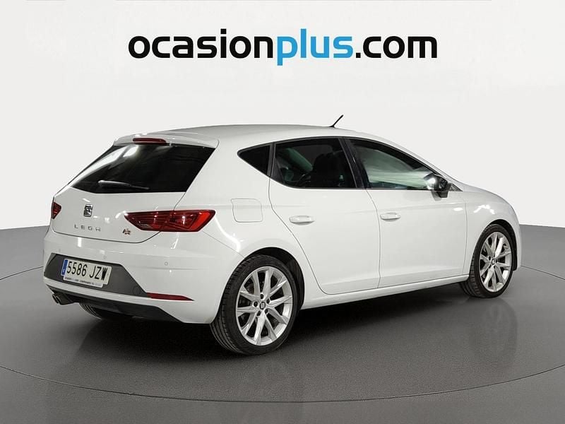 Usado Seat Leon FR 150 CV (110 kW) 2017 Blanco Utilitario