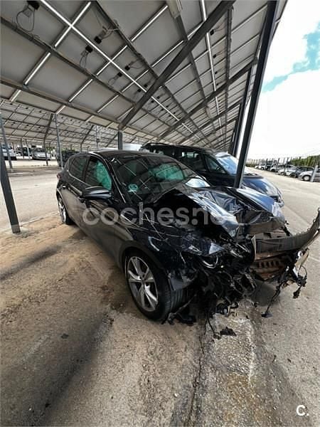 Usado Seat Leon FR 150 CV (110 kW) 2022 Azul Berlina