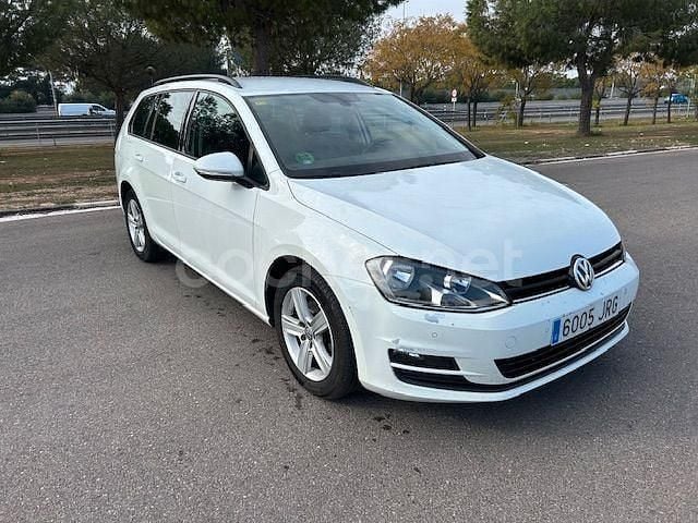 Blanco Usado 2016 VW Golf VII Business Familiar | 6000 € (Precio justo) - Imagen 1/4
