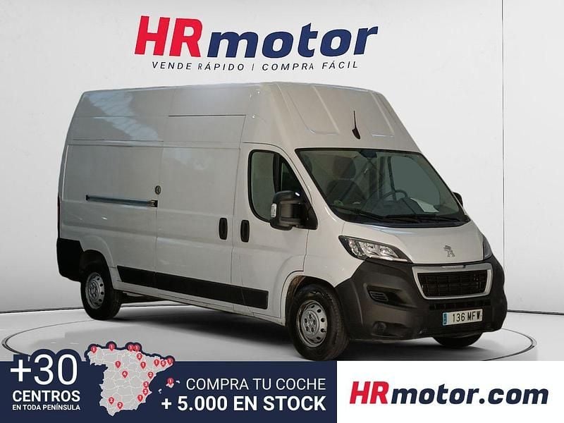 Blanco Usado 2023 Peugeot Boxer Van | 21.990 € (Precio justo) - Imagen 1/4