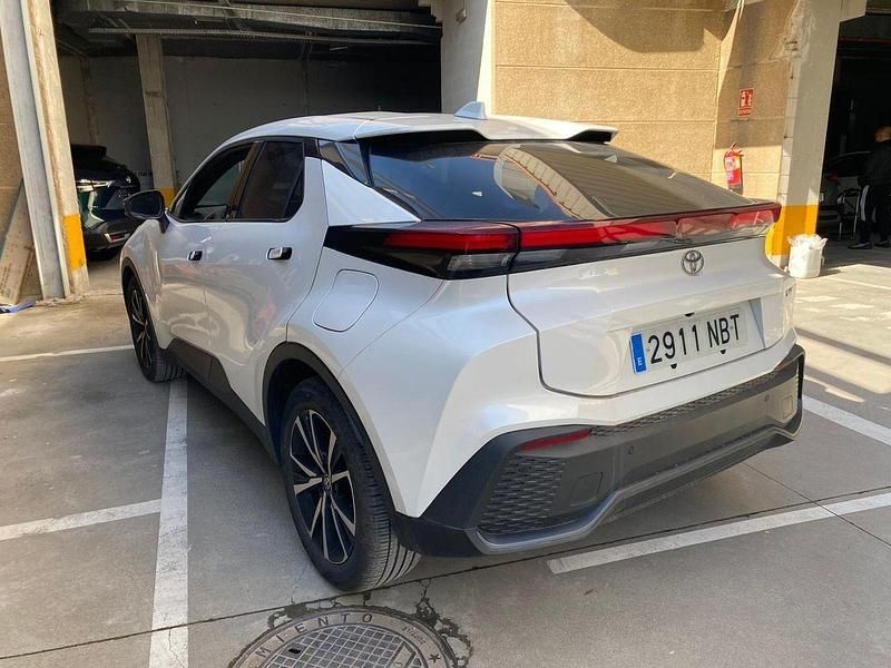 Usado Toyota C-HR Advance 140 CV (102 kW) 2025 Blanco SUV