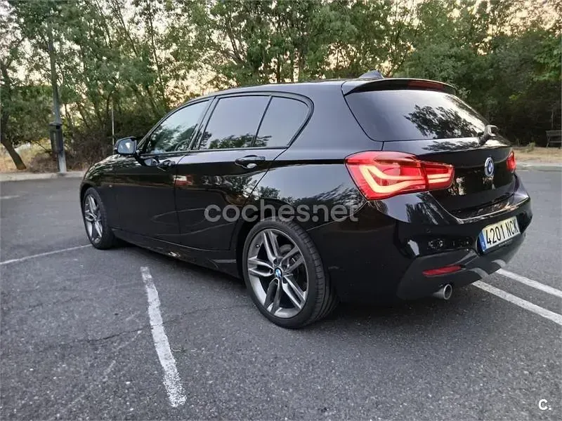 Usado BMW 118 Comfort Edition 143 CV (105 kW) 2016 Negro Utilitario