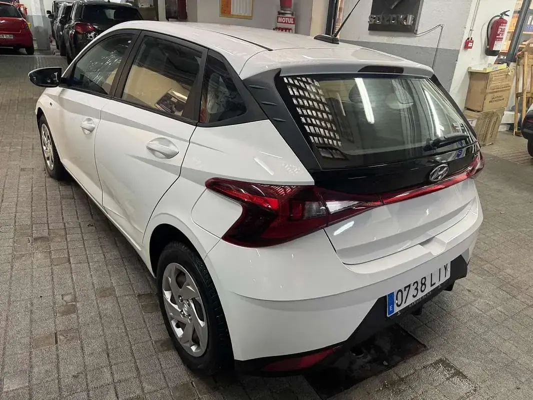 Begagnad Hyundai i20 101 HK (74 kW) 2021 Halvkombi