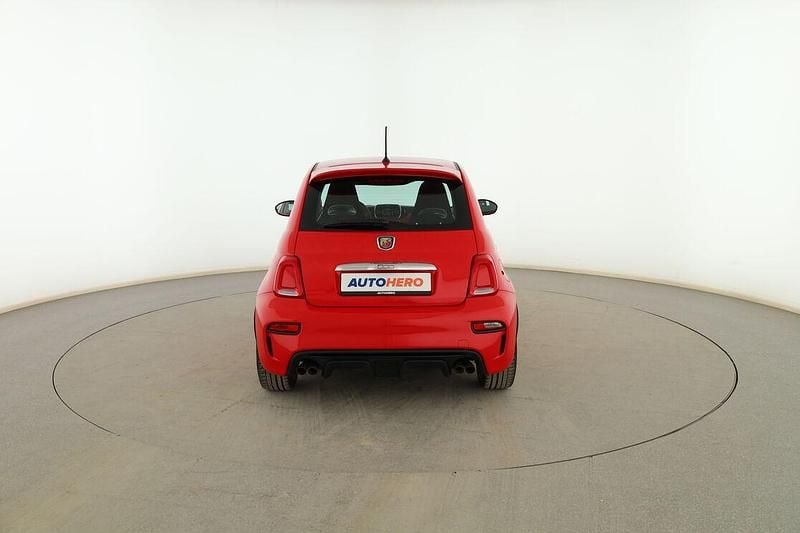 Usado Abarth 500 145 CV (106 kW) 2018 Rojo Utilitario