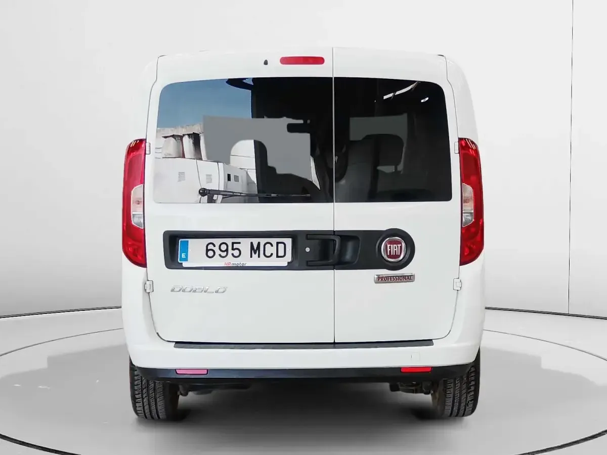Usado Fiat Doblò 90 CV (66 kW) 2022 Monovolumen