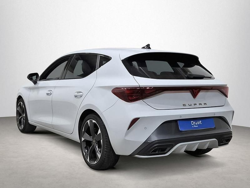 Usado Cupra Leon 150 CV (110 kW) 2024 Blanco Berlina