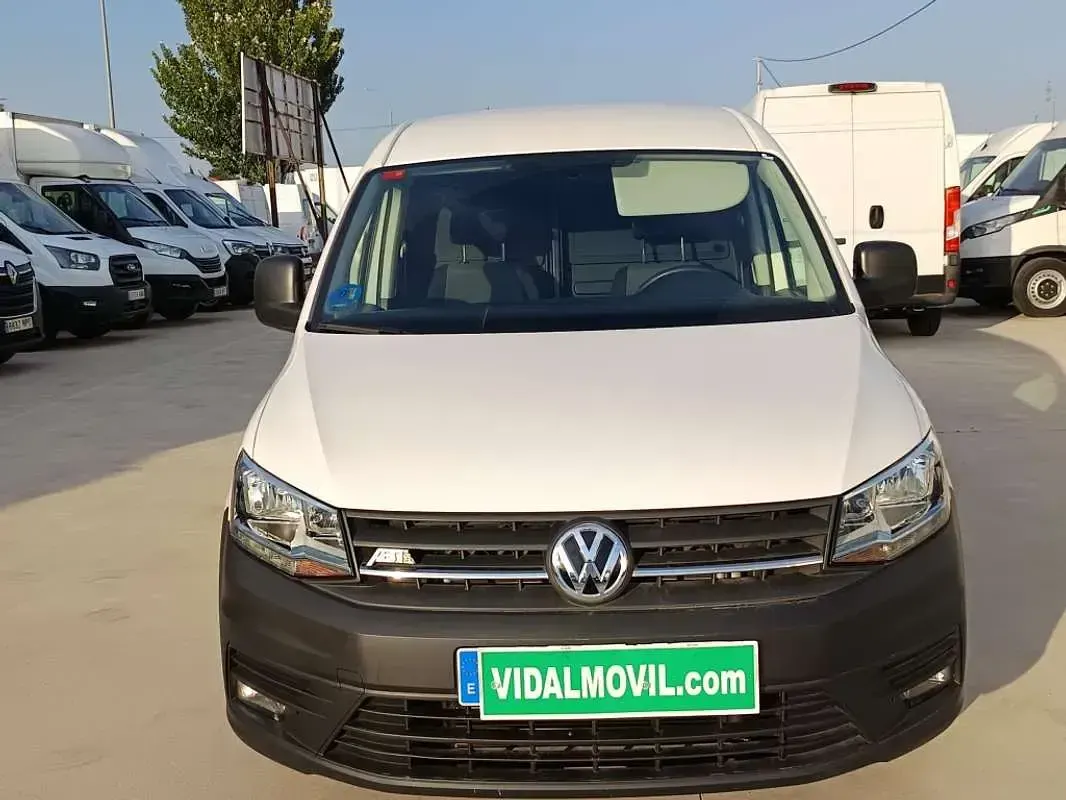 Usado VW Caddy Maxi 83 kW (113 CV) 2021 Blanco Monovolumen