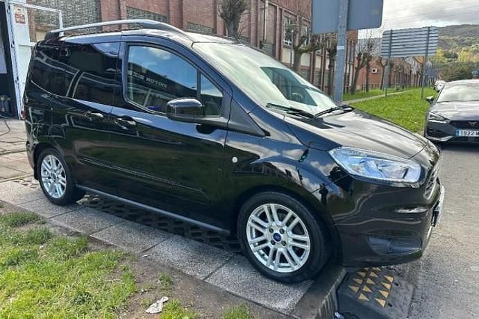 Usado Ford Tourneo Ambiente 101 CV (74 kW) 2016