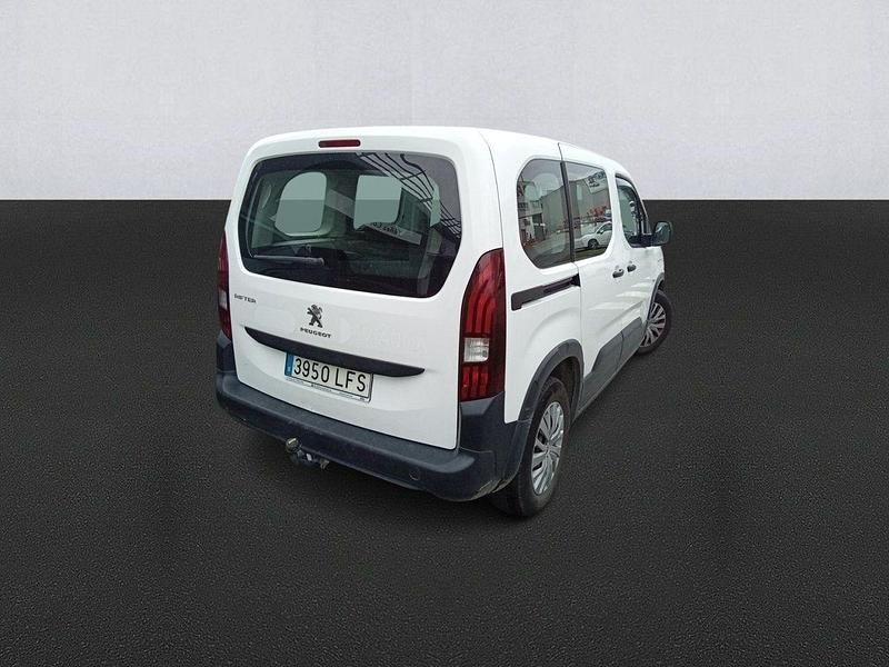 Usado Peugeot Rifter Access 100 CV (73 kW) 2020 Blanco Monovolumen