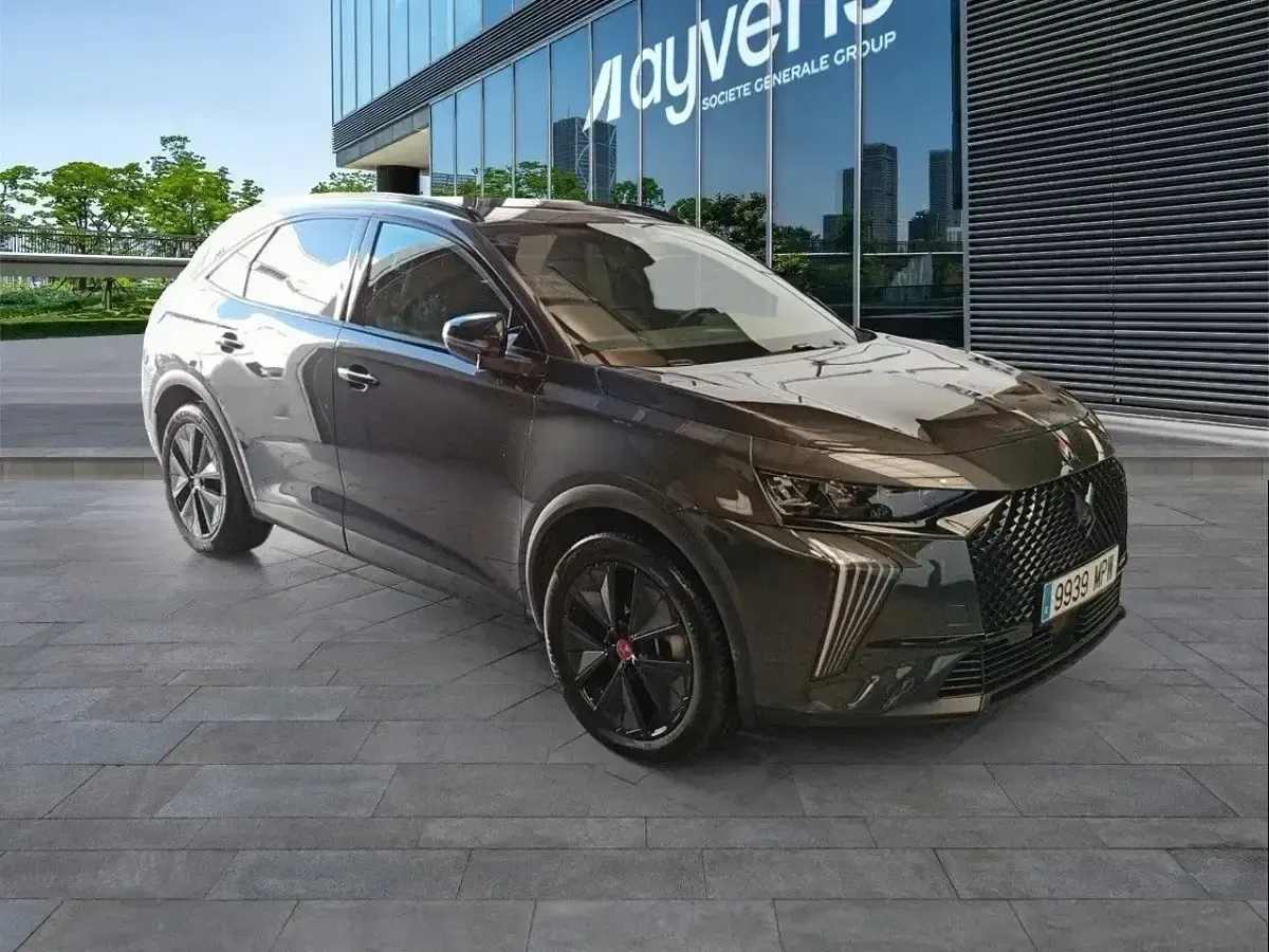 Usado DS Automobiles DS7 Crossback Performance 226 CV (166 kW) 2024 Gris SUV