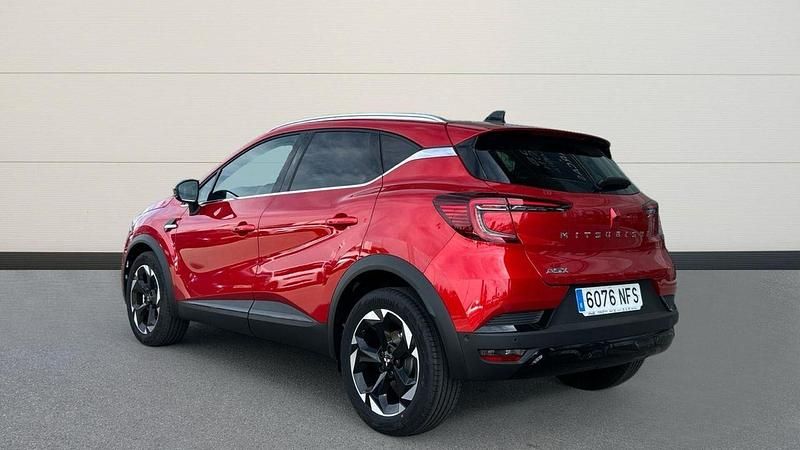 Usado Mitsubishi ASX 158 CV (116 kW) 2025 Rojo SUV