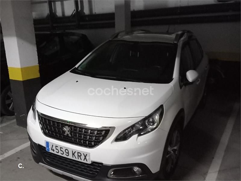 Usado Peugeot 2008 Allure 110 CV (80 kW) 2018 Blanco SUV
