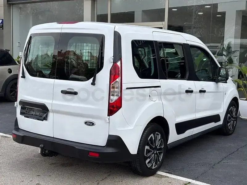 Usado Ford Tourneo Connect Titanium 100 CV (73 kW) 2016 Blanco Monovolumen