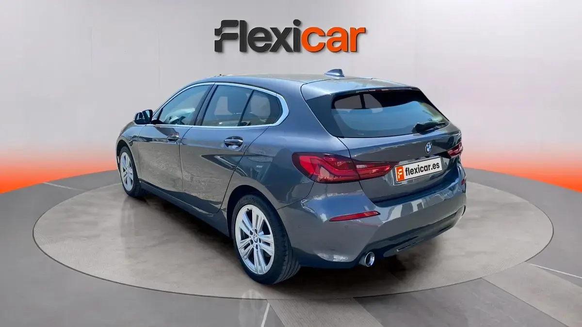 Usado BMW 116 116 CV (85 kW) 2020 Gris Utilitario