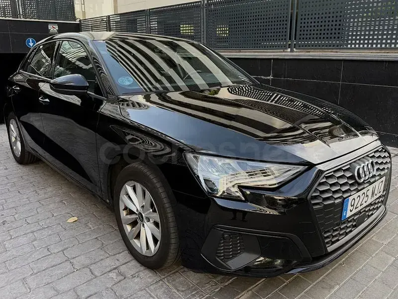 Usado Audi A3 150 CV (110 kW) 2023 Negro Berlina
