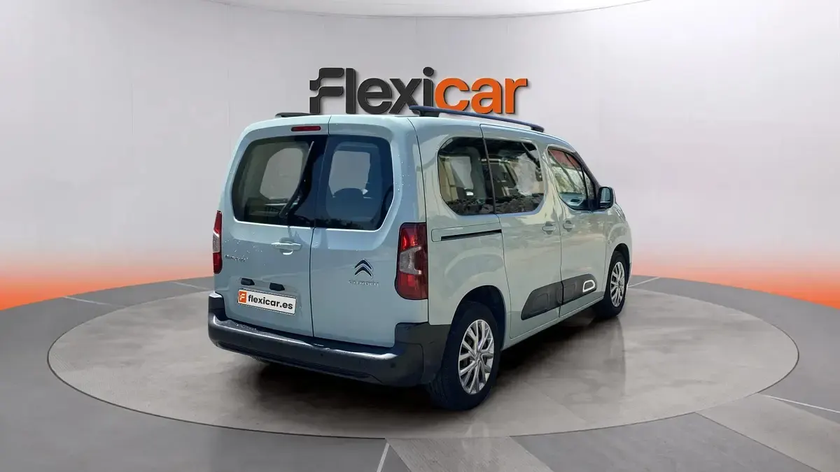 Usado Citroën Berlingo 101 CV (74 kW) 2018 Azul Monovolumen