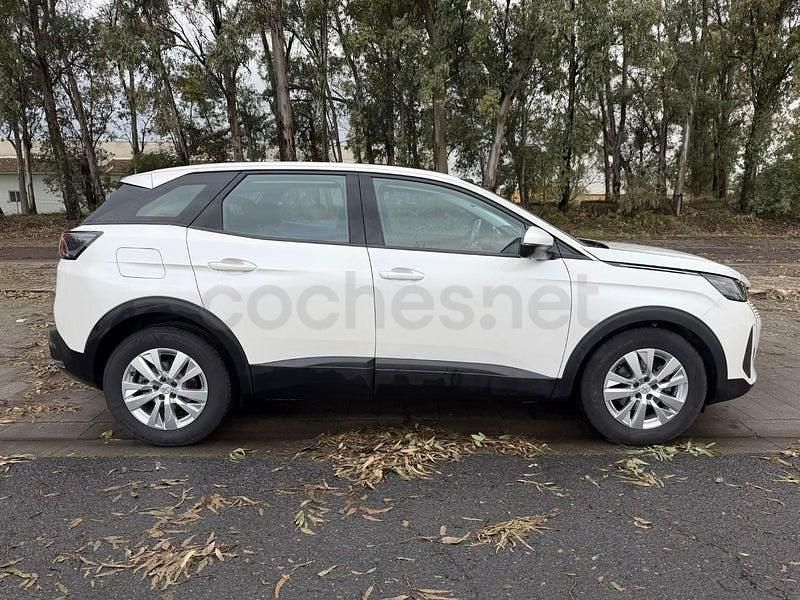 Usado Peugeot 3008 Active 130 CV (95 kW) 2021 Blanco SUV