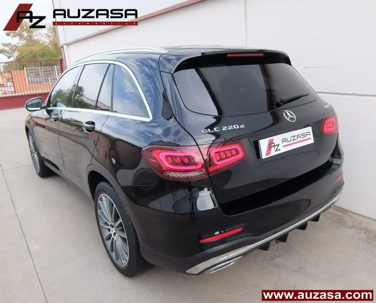 Usado Mercedes GLC220 194 CV (142 kW) 2022 Negro SUV