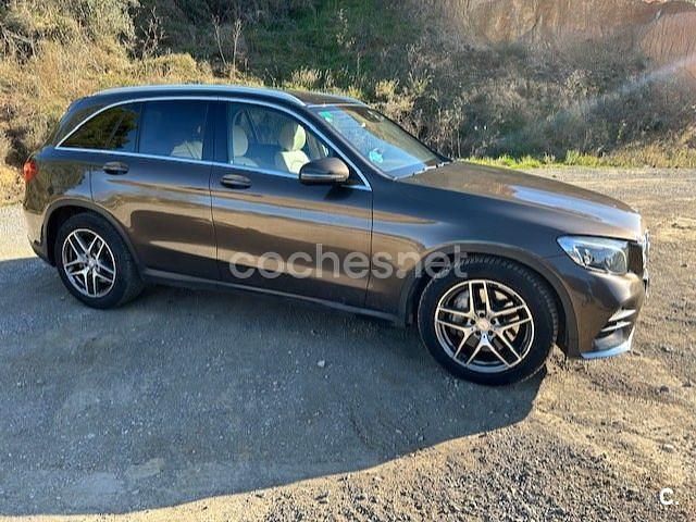 Usado Mercedes GLC220 AMG line 170 CV (125 kW) 2016 Marrón SUV