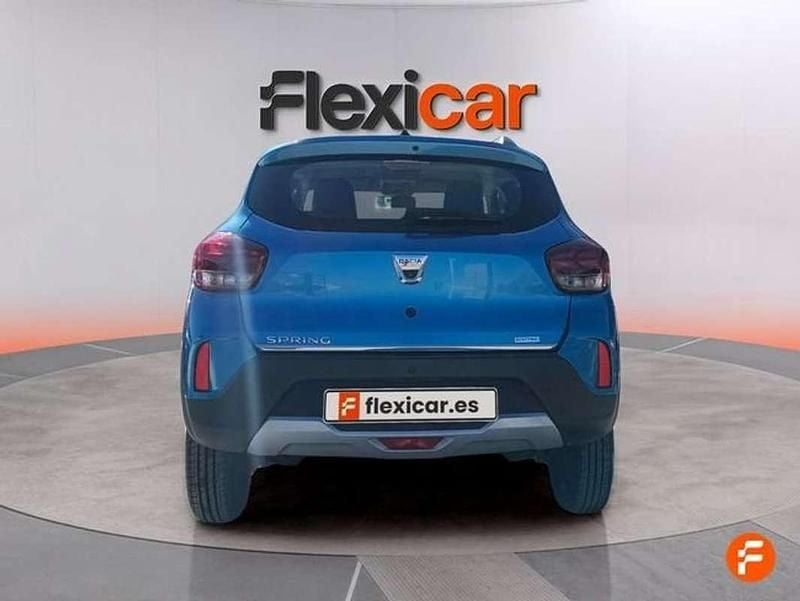 Usado Dacia Spring Comfort Plus 33 kW (45 CV) 2021 Azul Utilitario