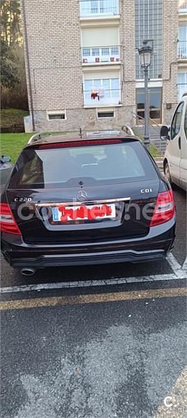 Usado Mercedes C220 Elegance 170 CV (125 kW) 2011 Negro Familiar