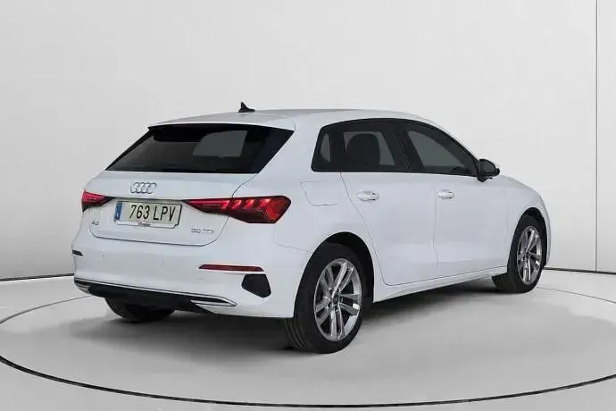 Usado Audi A3 Advanced Plus 116 CV (85 kW) 2021 Berlina