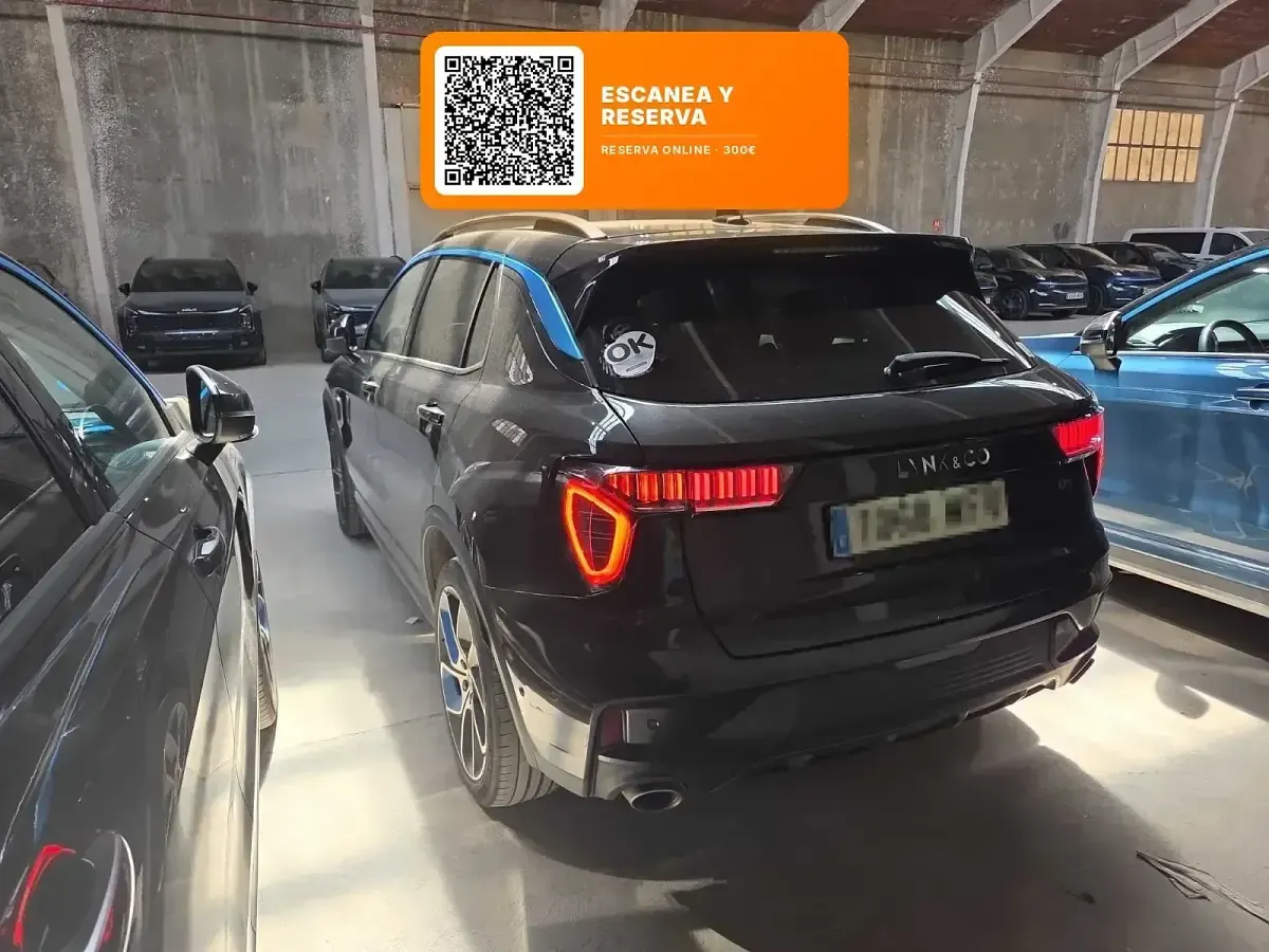 Usado Lynk & Co 01 261 CV (191 kW) 2023 Negro SUV