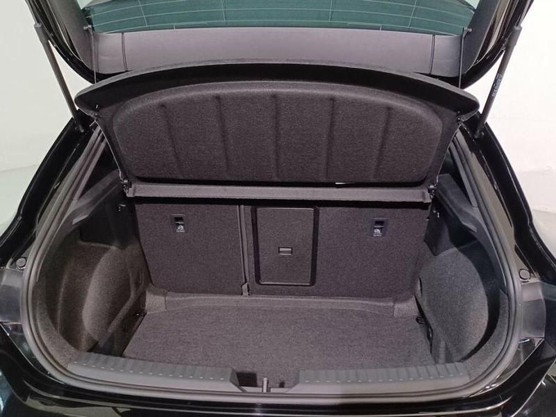 Usado Seat Leon FR 150 CV (110 kW) 2024 Negro Utilitario