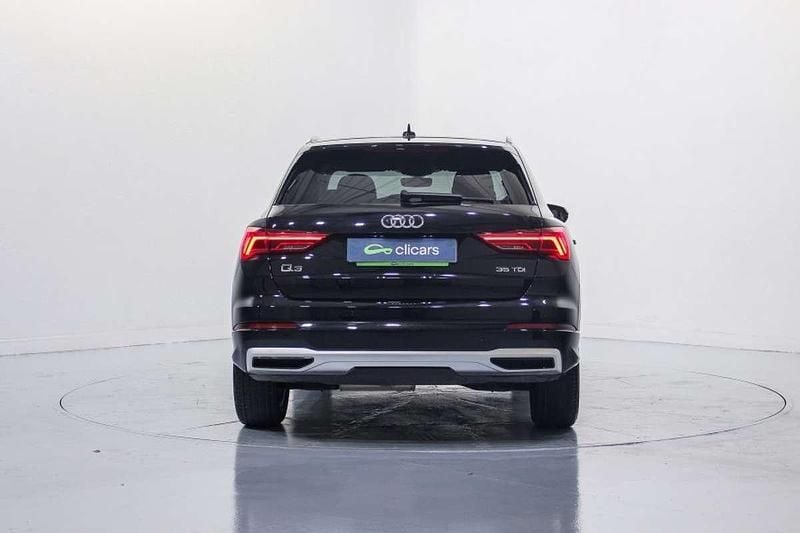 Usado Audi Q3 Advanced 150 HP (110 kW) 2022 Preto SUV