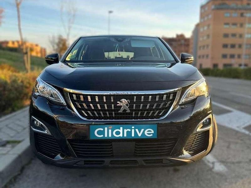 Usado Peugeot 3008 Active 120 CV (88 kW) 2017 Negro SUV