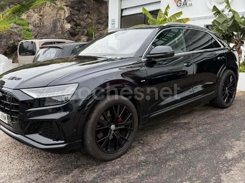 Usado Audi Q8 Ambiente 286 CV (210 kW) 2018 Negro SUV