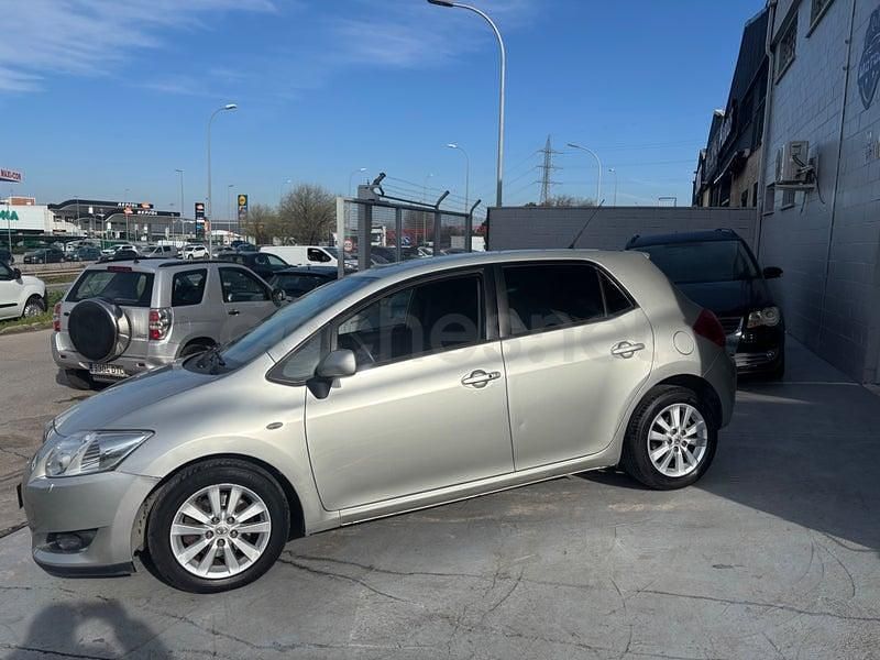 Usado Toyota Auris Sol 126 CV (92 kW) 2008 Beige Utilitario