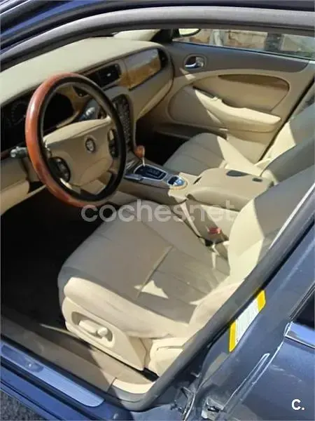 Usado Jaguar S-Type Executive 200 CV (147 kW) 2003 Negro Berlina