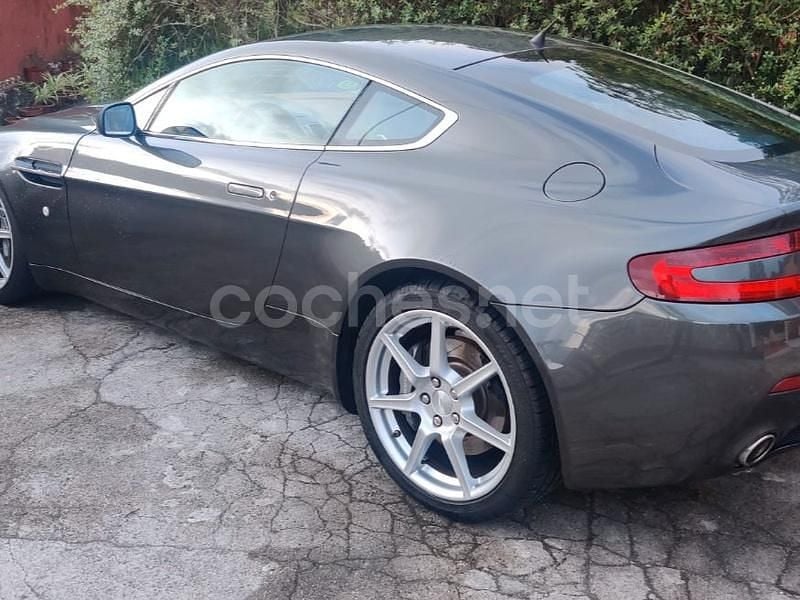 Usado Aston Martin Vantage 380 CV (279 kW) 2008 Gris / plata Coupe
