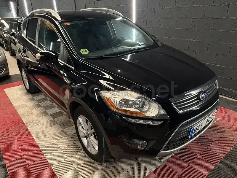 Usado Ford Kuga Titanium 140 CV (102 kW) 2011 Negro SUV