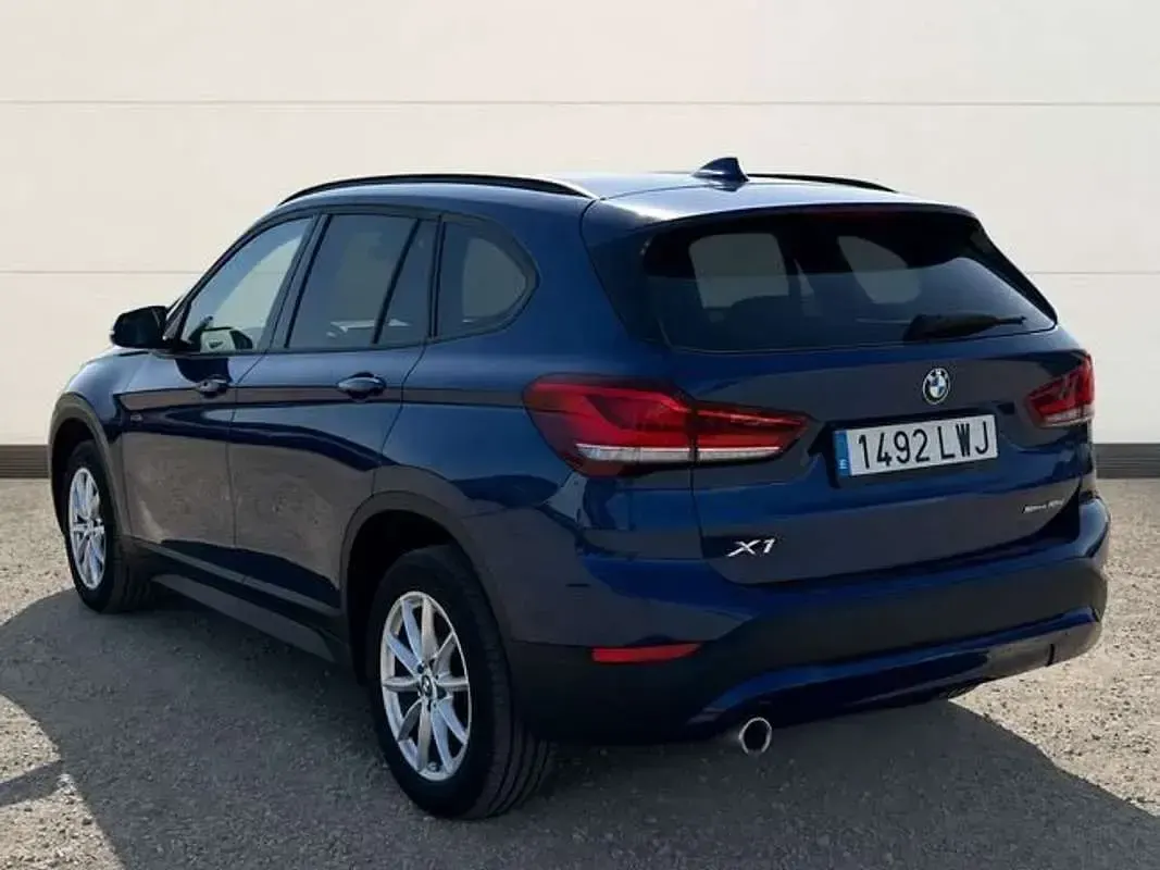 Usado BMW X1 116 CV (85 kW) 2022 Azul SUV
