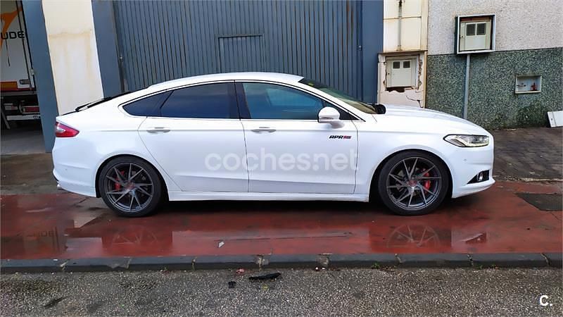 Usado Ford Mondeo Titanium 150 CV (110 kW) 2014 Blanco Berlina