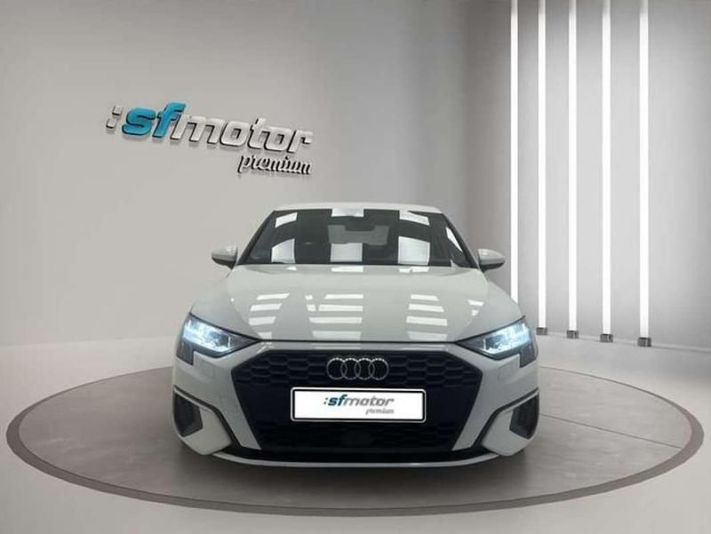 Usado Audi A3 Premium 110 CV (80 kW) 2021 Blanco Berlina