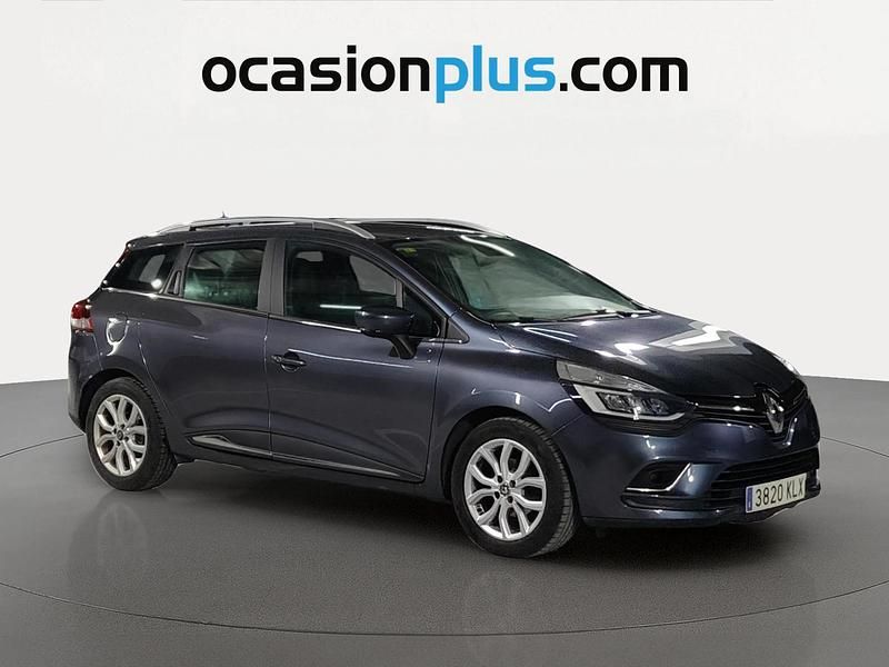 Usado Renault Clio Zen 90 CV (66 kW) 2018 Gris Familiar