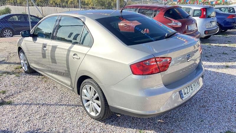 Usado Seat Toledo Reference 86 CV (63 kW) 2014 Negro Utilitario