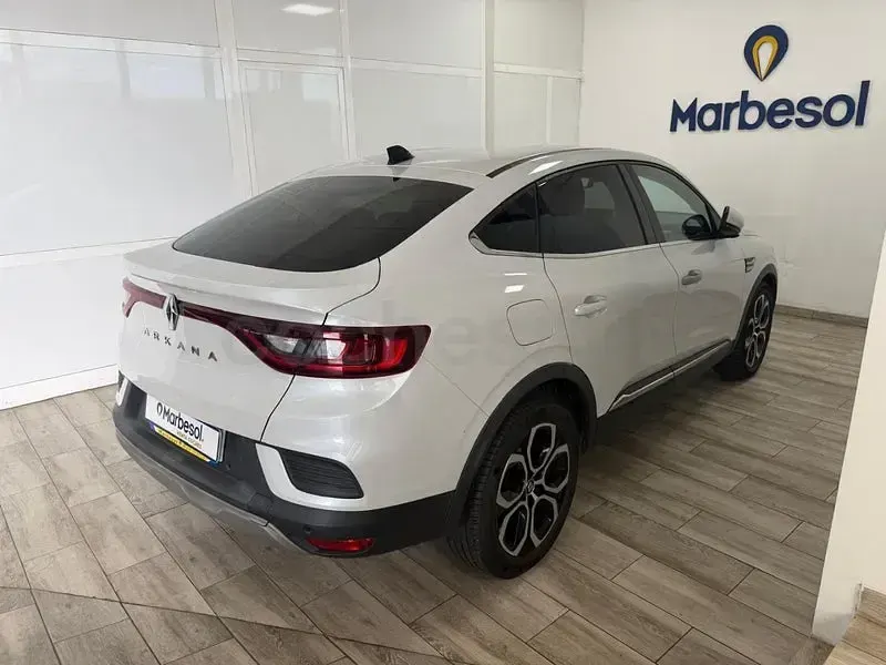 Usado Renault Arkana Techno 140 CV (102 kW) 2023 Blanco SUV