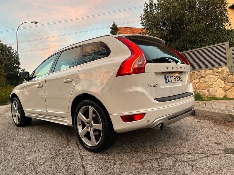 Usado Volvo XC60 R-Design 304 CV (223 kW) 2012 Blanco SUV