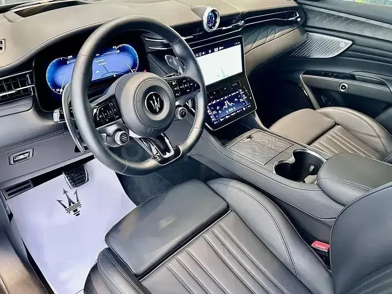 Usado Maserati Grecale 330 CV (242 kW) 2023 Blanco SUV