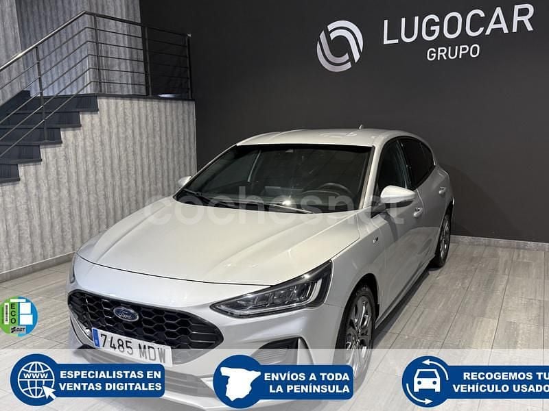 Gris / plata Usado 2023 Ford Focus ST-Line Berlina | 19.900 € (Un poco caro) - Imagen 1/4