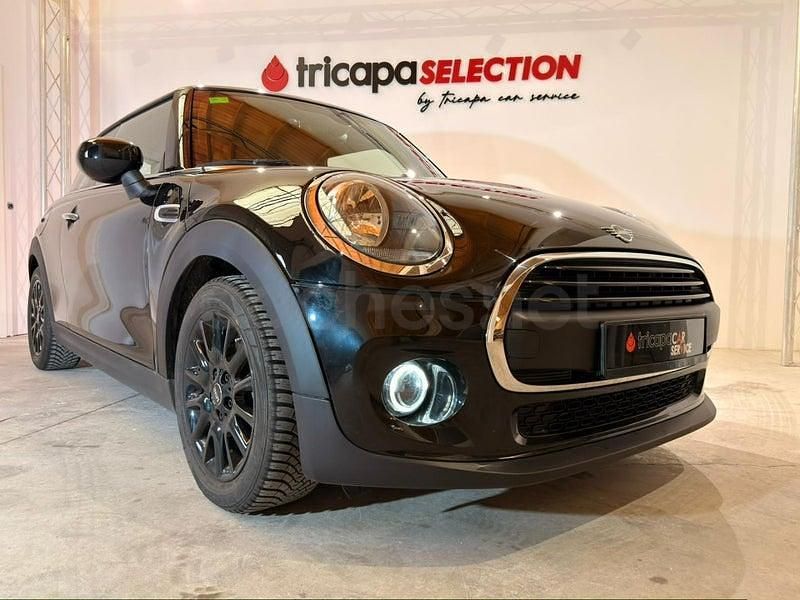 Usado Mini ONE 102 CV (75 kW) 2020 Negro Utilitario