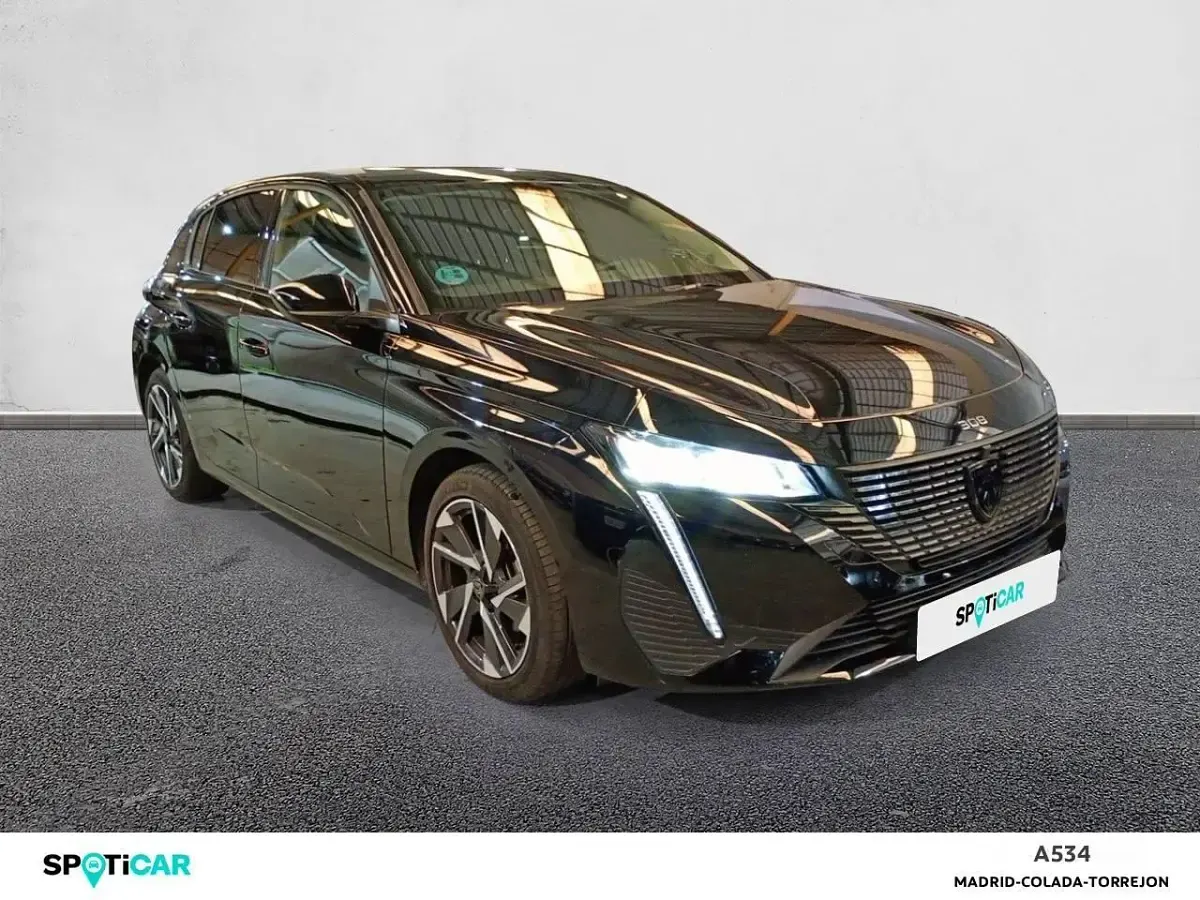Usado Peugeot 308 Allure 130 CV (95 kW) 2024 Negro Berlina