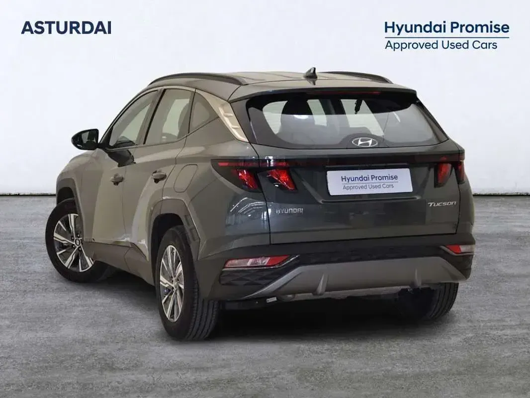 Usado Hyundai Tucson 150 CV (110 kW) 2022 Gris SUV